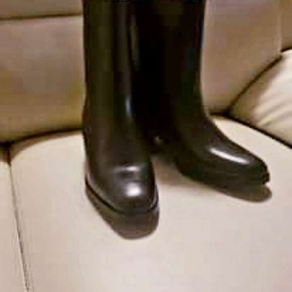 Lulu's black Mid calf boots - Picture 2 of 5